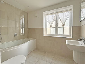 Photo 33- click for photo gallery